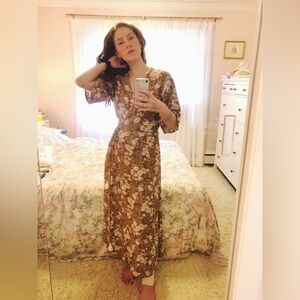 Faithfull the Brand Tan and Cream Floral Wrap Midi Dress, L
